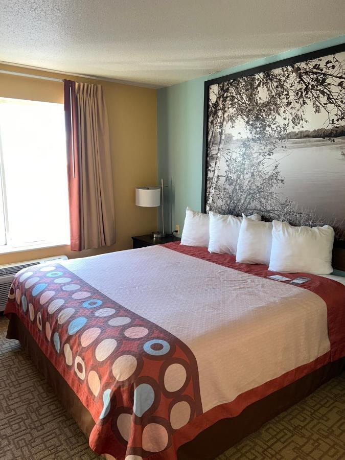 Super 8 By Wyndham Jackson Mn Hotell Eksteriør bilde